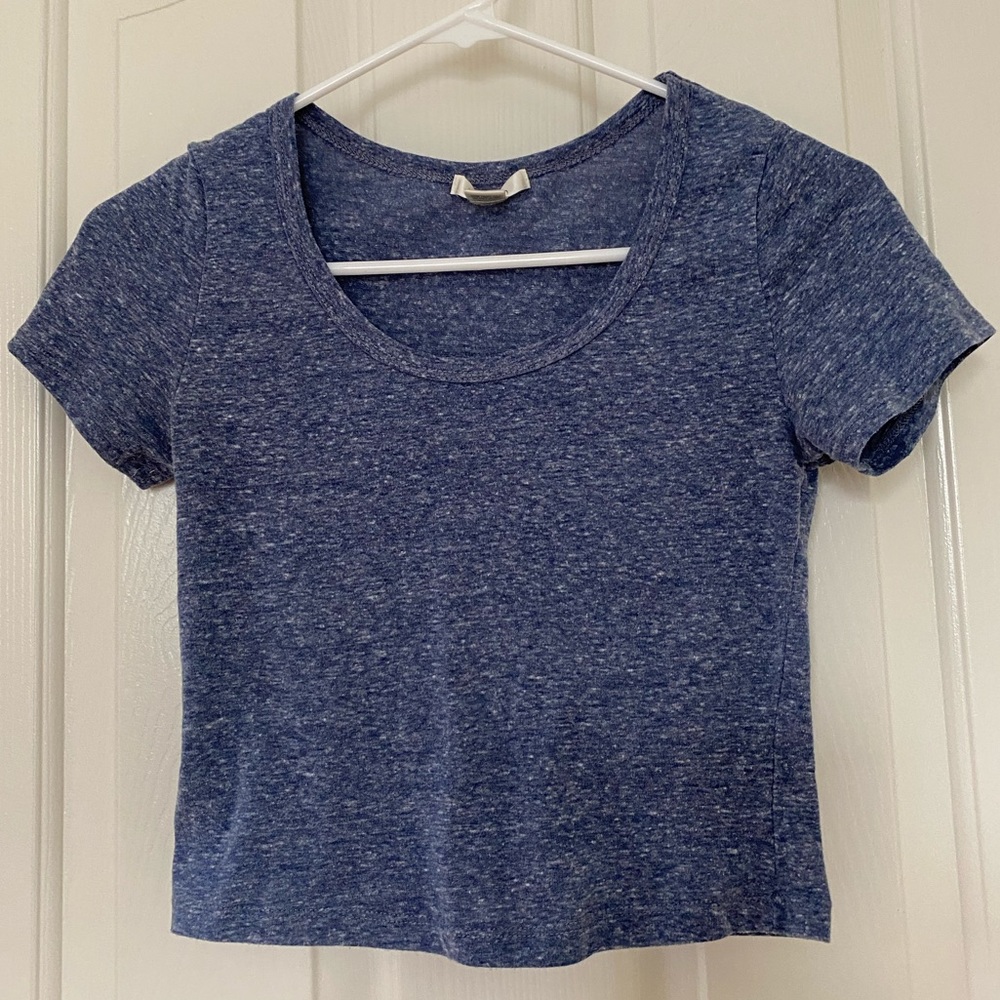 SOLD 🔒 Blue Crop Top